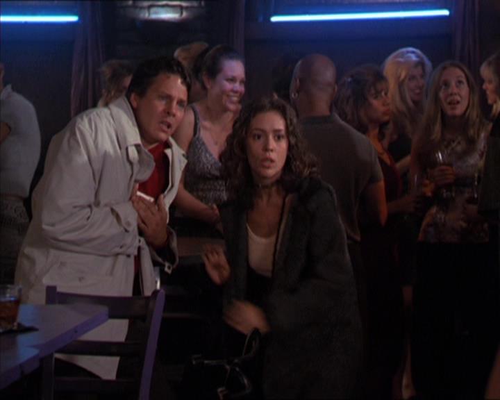 Charmed-Online-dot-210HeartbreakCity1638.jpg