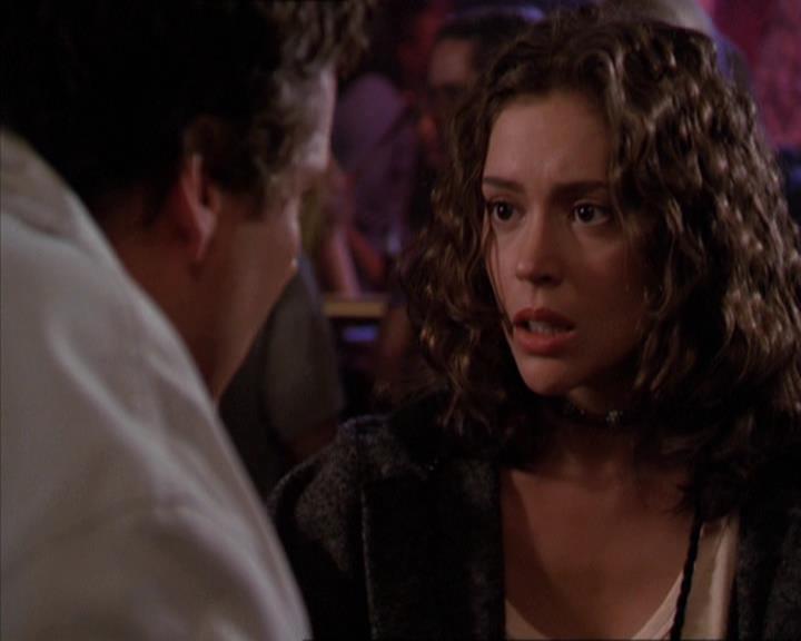 Charmed-Online-dot-210HeartbreakCity1664.jpg