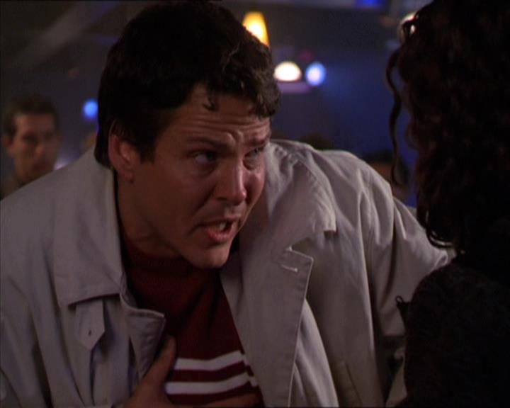 Charmed-Online-dot-210HeartbreakCity1673.jpg