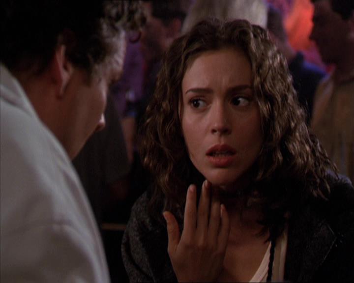 Charmed-Online-dot-210HeartbreakCity1675.jpg