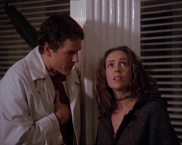 Charmed-Online-dot-210HeartbreakCity1750.jpg