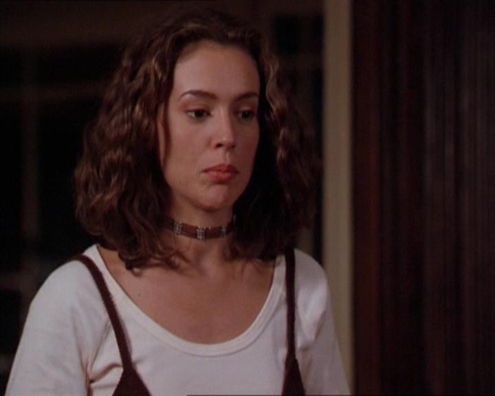 Charmed-Online-dot-210HeartbreakCity2025.jpg