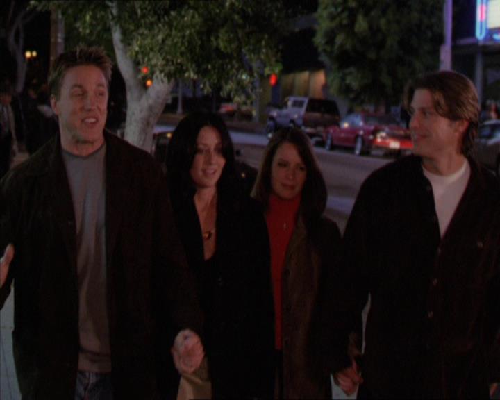 Charmed-Online-dot-210HeartbreakCity2262.jpg