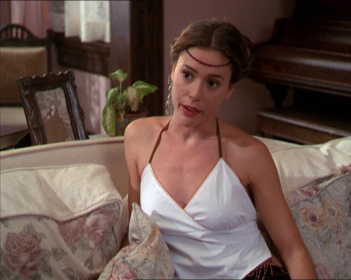 Charmed-Online-dot-211RecklessAbandon0304.jpg