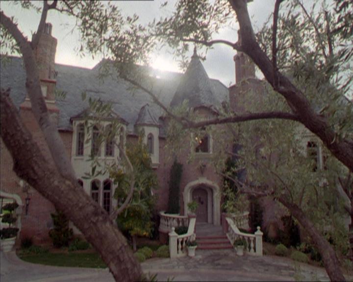 Charmed-Online-dot-211RecklessAbandon0847.jpg