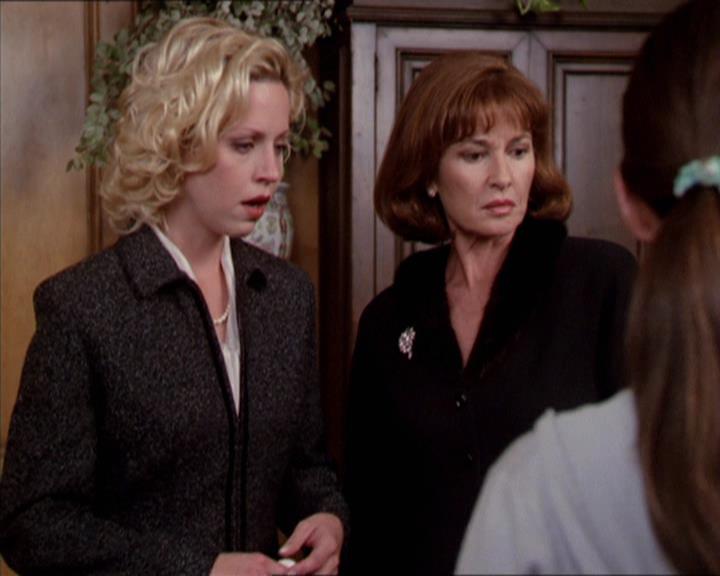 Charmed-Online-dot-211RecklessAbandon1501.jpg
