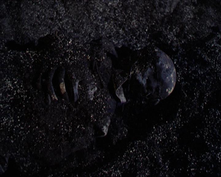 Charmed-Online-dot-211RecklessAbandon1966.jpg