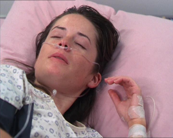 Charmed-Online-dot-212Awakened0520.jpg
