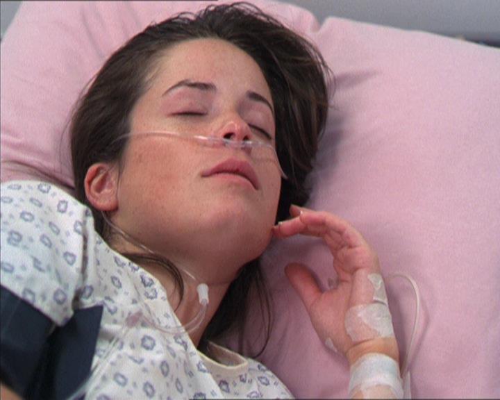 Charmed-Online-dot-212Awakened0554.jpg