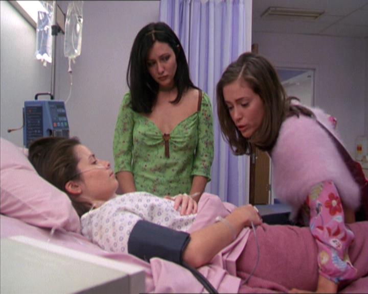 Charmed-Online-dot-212Awakened0636.jpg