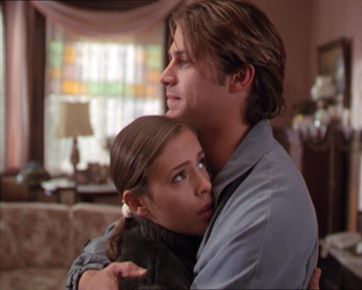 Charmed-Online-dot-212Awakened0756.jpg