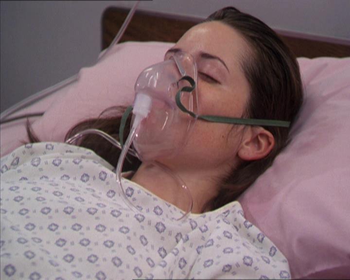 Charmed-Online-dot-212Awakened0792.jpg
