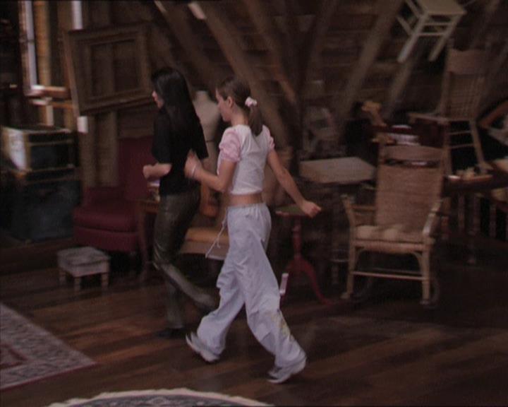 Charmed-Online-dot-212Awakened0842.jpg