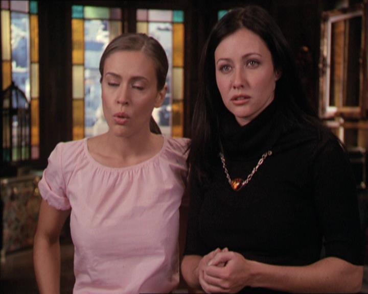 Charmed-Online-dot-212Awakened0894.jpg