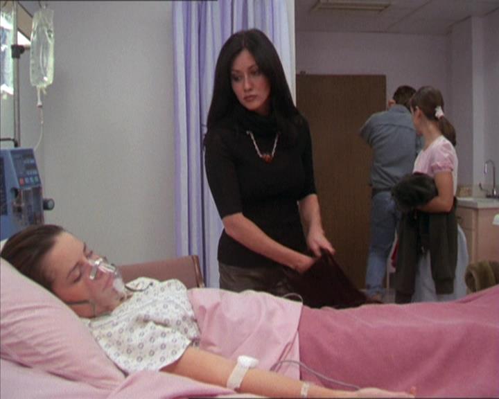 Charmed-Online-dot-212Awakened1026.jpg