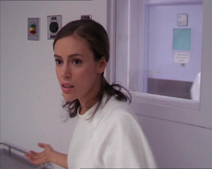 Charmed-Online-dot-212Awakened1554.jpg