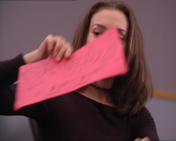 Charmed-Online-dot-213AnimalPragmatism0094.jpg