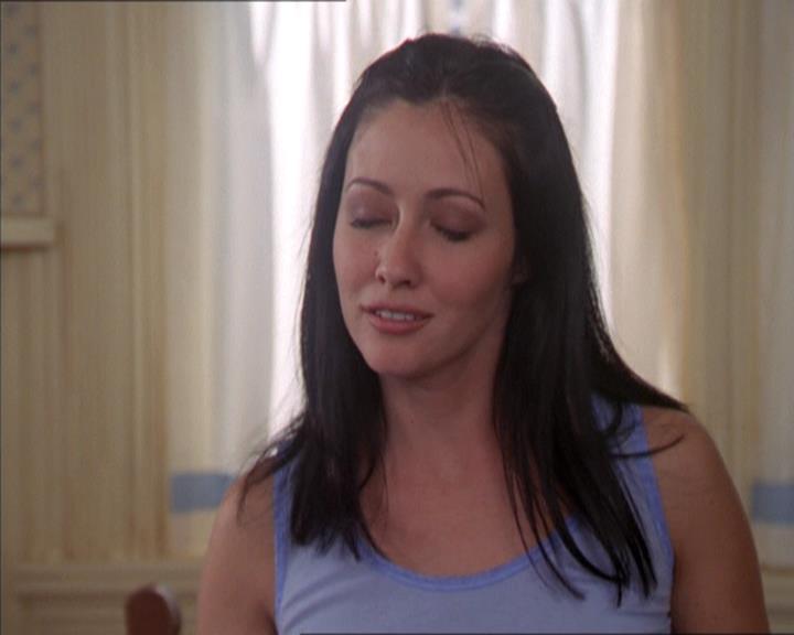 Charmed-Online-dot-213AnimalPragmatism0331.jpg