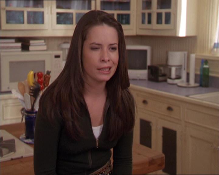 Charmed-Online-dot-213AnimalPragmatism0335.jpg