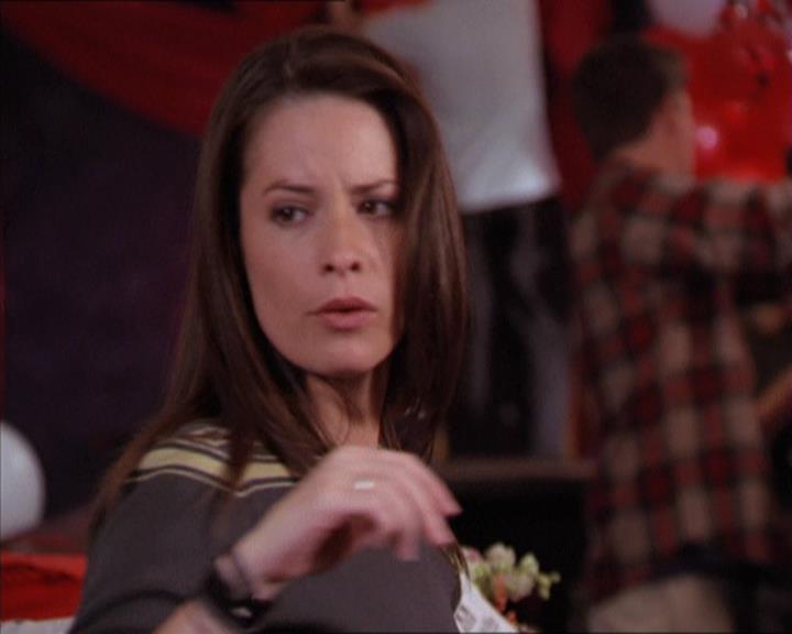 Charmed-Online-dot-213AnimalPragmatism0481.jpg