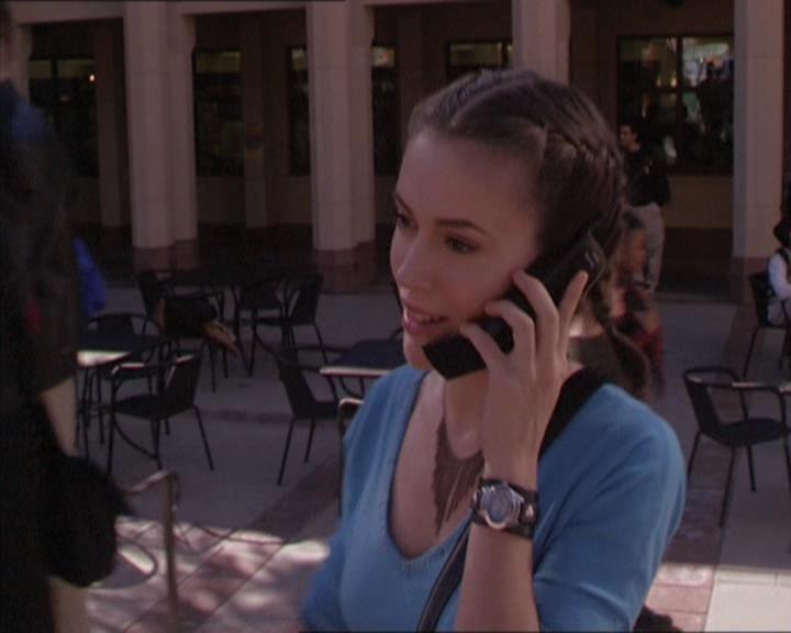 Charmed-Online-dot-213AnimalPragmatism0691.jpg