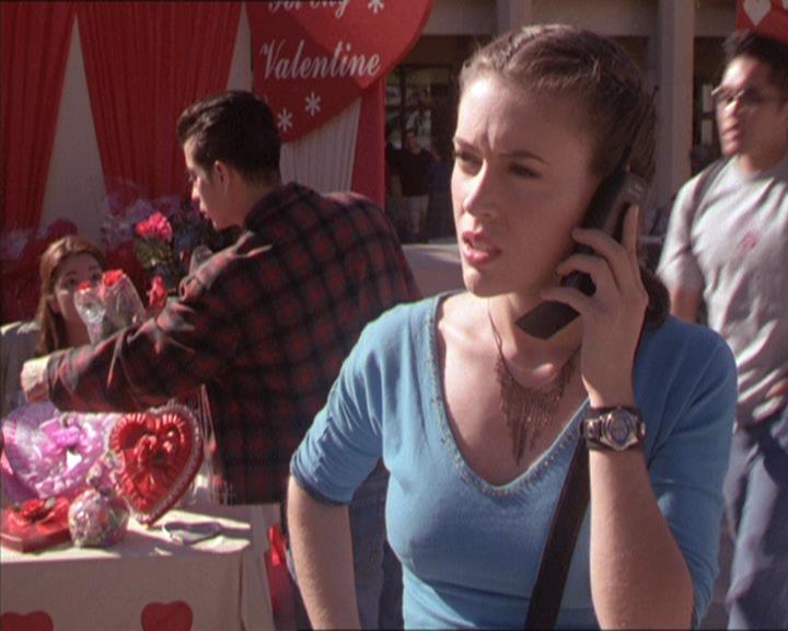 Charmed-Online-dot-213AnimalPragmatism0719.jpg