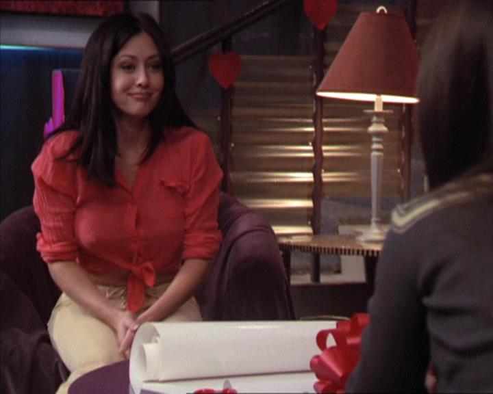 Charmed-Online-dot-213AnimalPragmatism0807.jpg