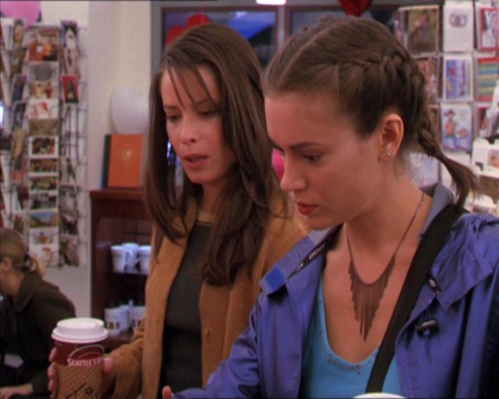 Charmed-Online-dot-213AnimalPragmatism0996.jpg