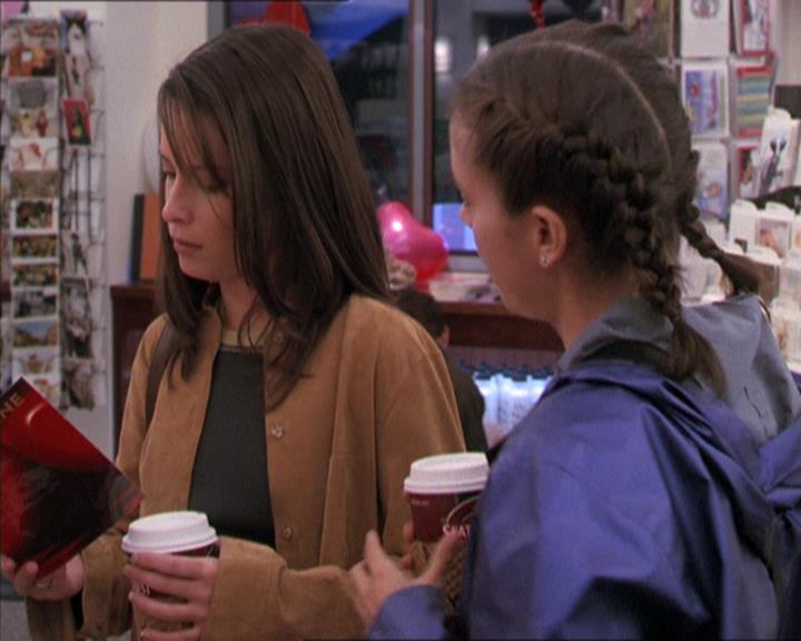 Charmed-Online-dot-213AnimalPragmatism1016.jpg
