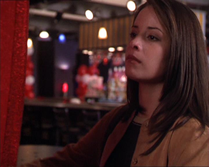 Charmed-Online-dot-213AnimalPragmatism1115.jpg