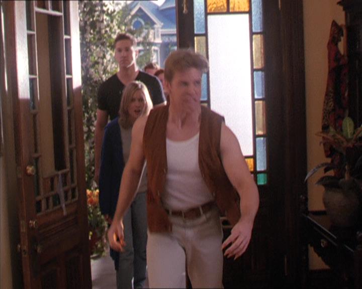 Charmed-Online-dot-213AnimalPragmatism1205.jpg