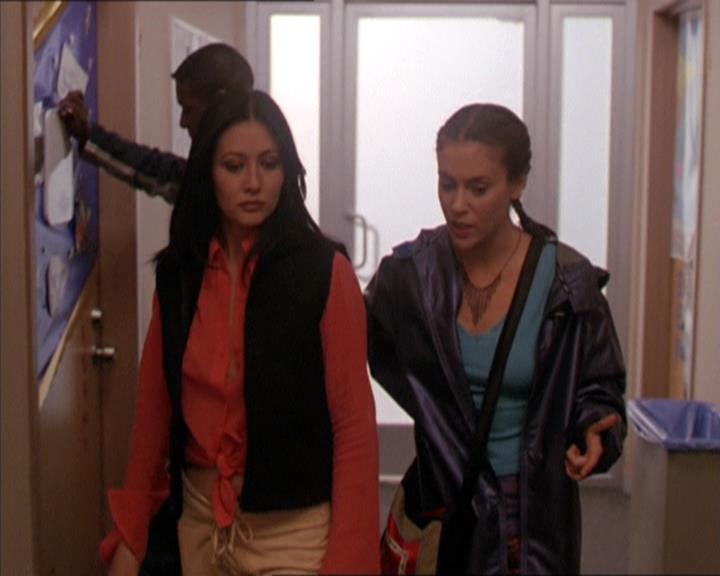Charmed-Online-dot-213AnimalPragmatism1347.jpg