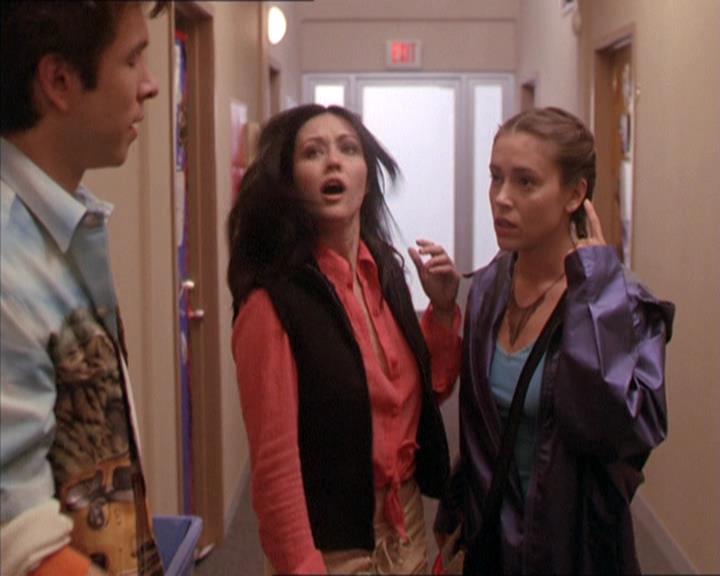 Charmed-Online-dot-213AnimalPragmatism1361.jpg