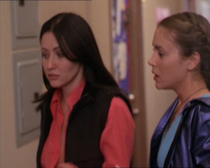 Charmed-Online-dot-213AnimalPragmatism1390.jpg