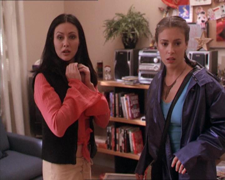 Charmed-Online-dot-213AnimalPragmatism1414.jpg