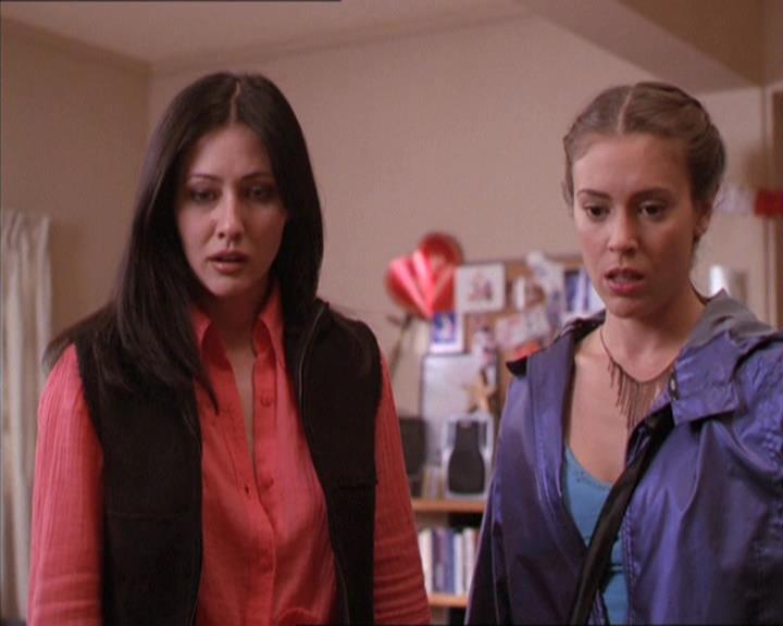 Charmed-Online-dot-213AnimalPragmatism1426.jpg