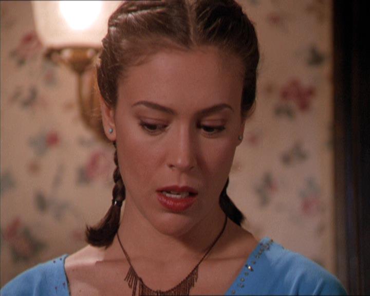 Charmed-Online-dot-213AnimalPragmatism1470.jpg