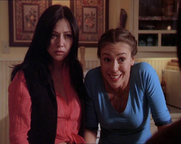 Charmed-Online-dot-213AnimalPragmatism1537.jpg