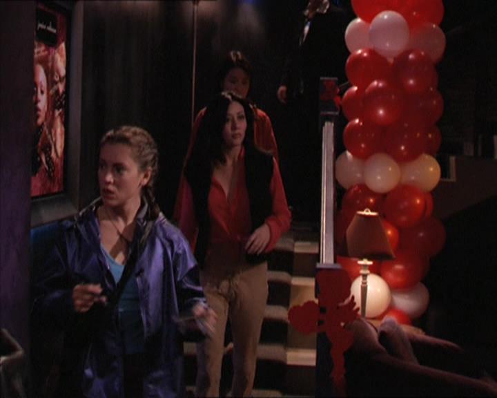 Charmed-Online-dot-213AnimalPragmatism1715.jpg