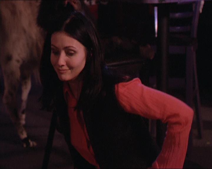 Charmed-Online-dot-213AnimalPragmatism1945.jpg