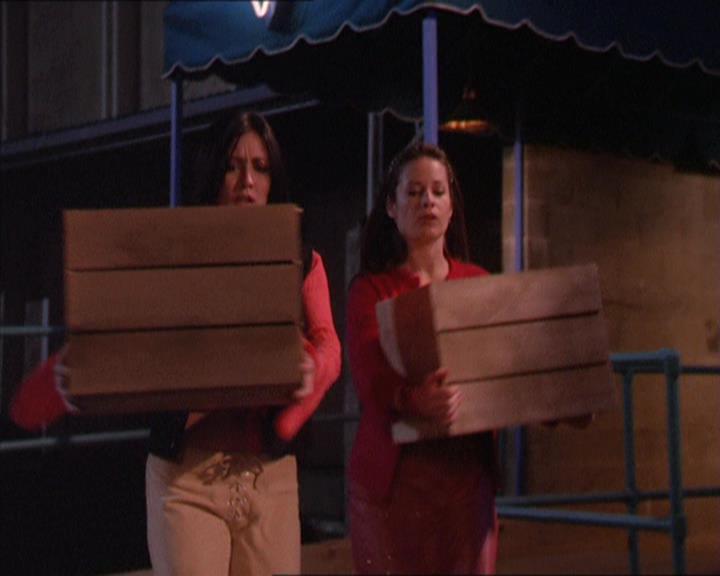Charmed-Online-dot-213AnimalPragmatism2028.jpg