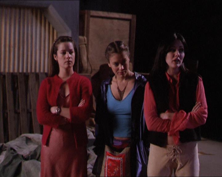 Charmed-Online-dot-213AnimalPragmatism2141.jpg