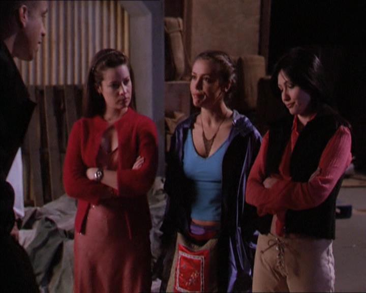 Charmed-Online-dot-213AnimalPragmatism2145.jpg