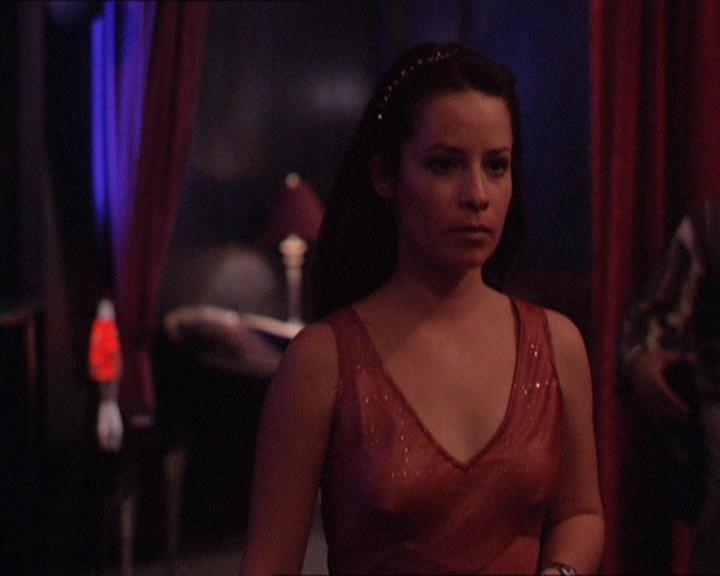 Charmed-Online-dot-213AnimalPragmatism2341.jpg
