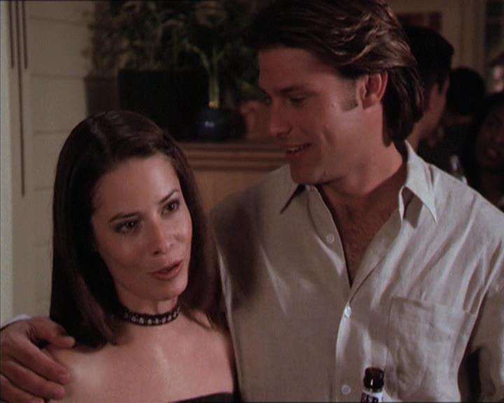 Charmed-Online-dot-214PardonMtPast0121.jpg
