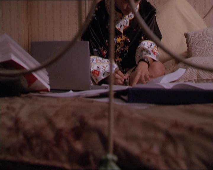 Charmed-Online-dot-214PardonMtPast0135.jpg