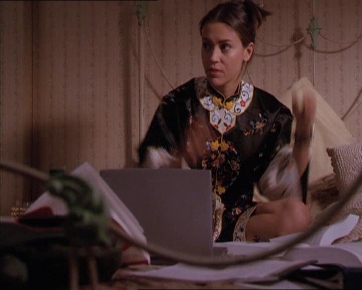 Charmed-Online-dot-214PardonMtPast0137.jpg