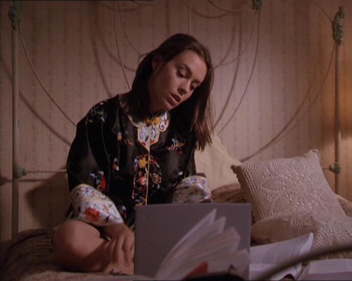 Charmed-Online-dot-214PardonMtPast0141.jpg