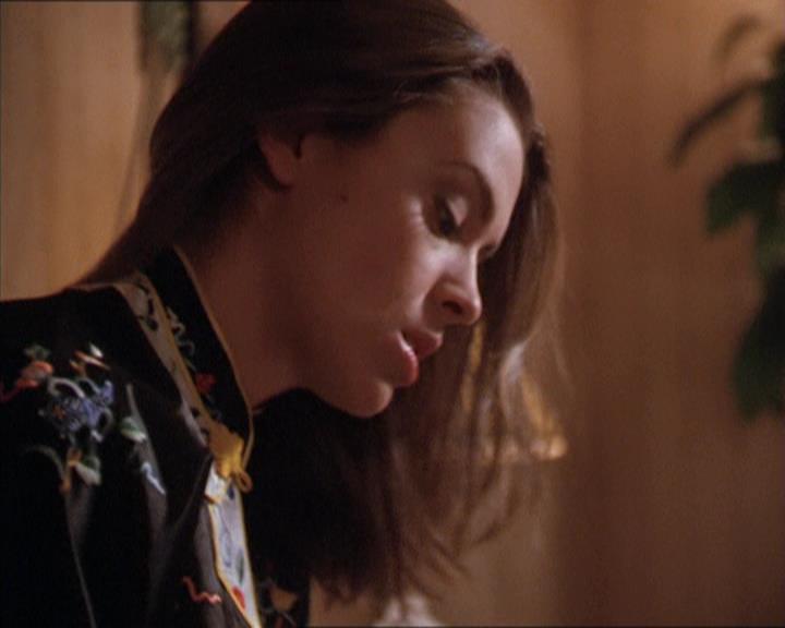 Charmed-Online-dot-214PardonMtPast0157.jpg