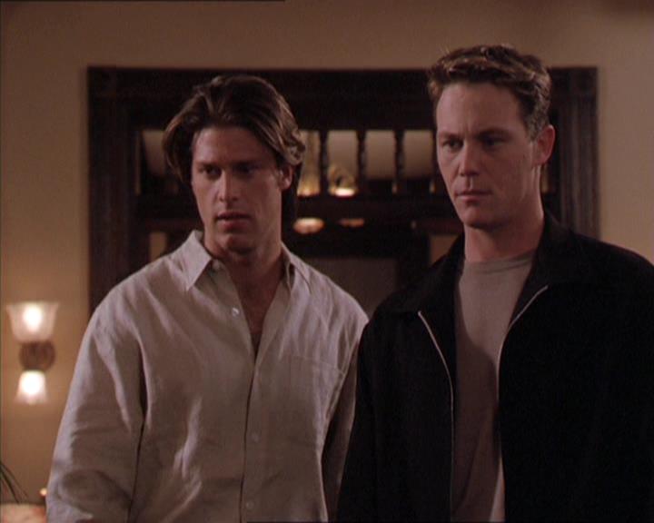 Charmed-Online-dot-214PardonMtPast0210.jpg